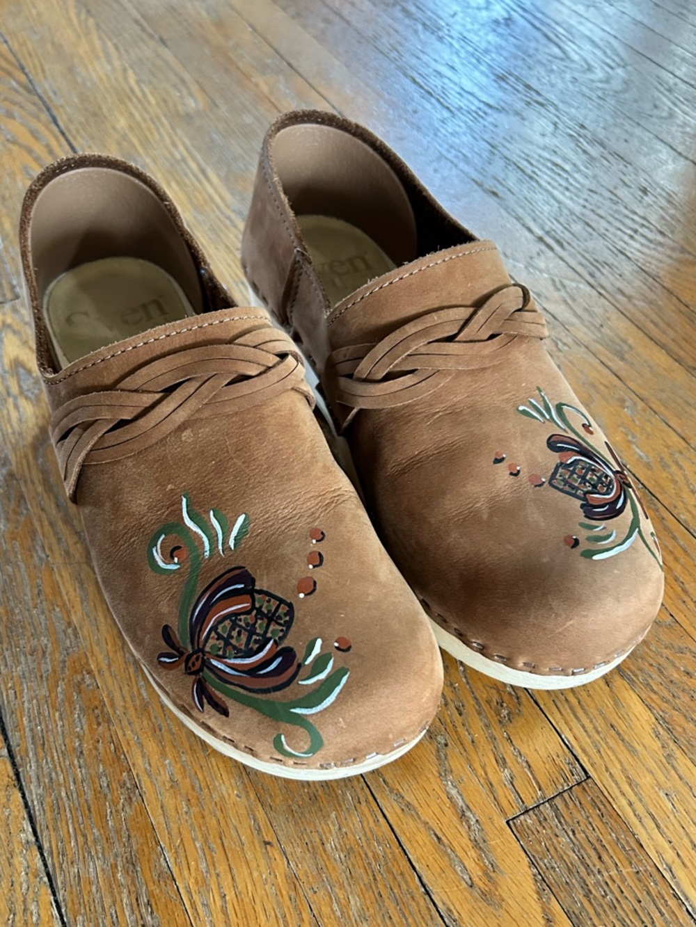 Sven Hand-Painted Brown Leather Clogs with Braided Accent